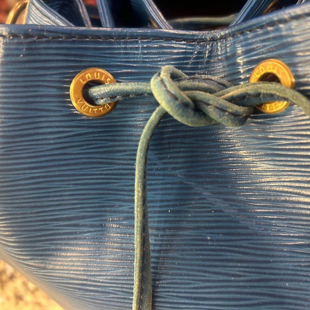 Louis Vuitton Epi Noe Bucket Bag with unbranded Dust - Picture 9 of 16